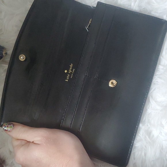 Kate Spade wallet - Picture 2 of 3